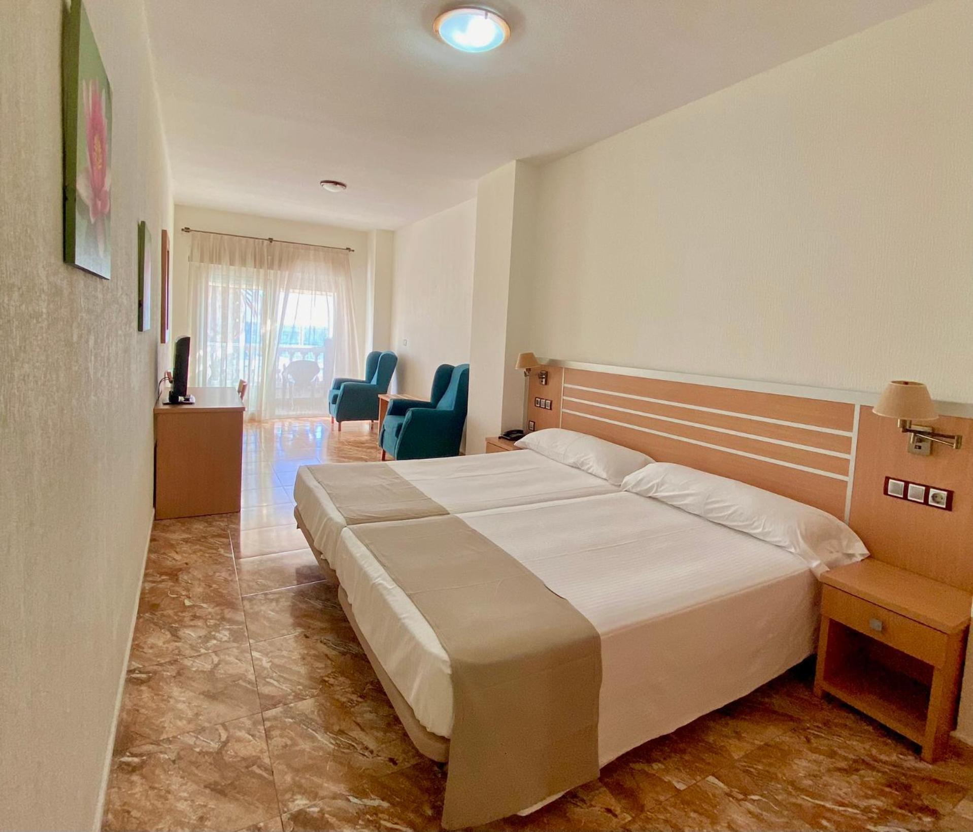 Hotel La Familia El Campello Eksteriør billede