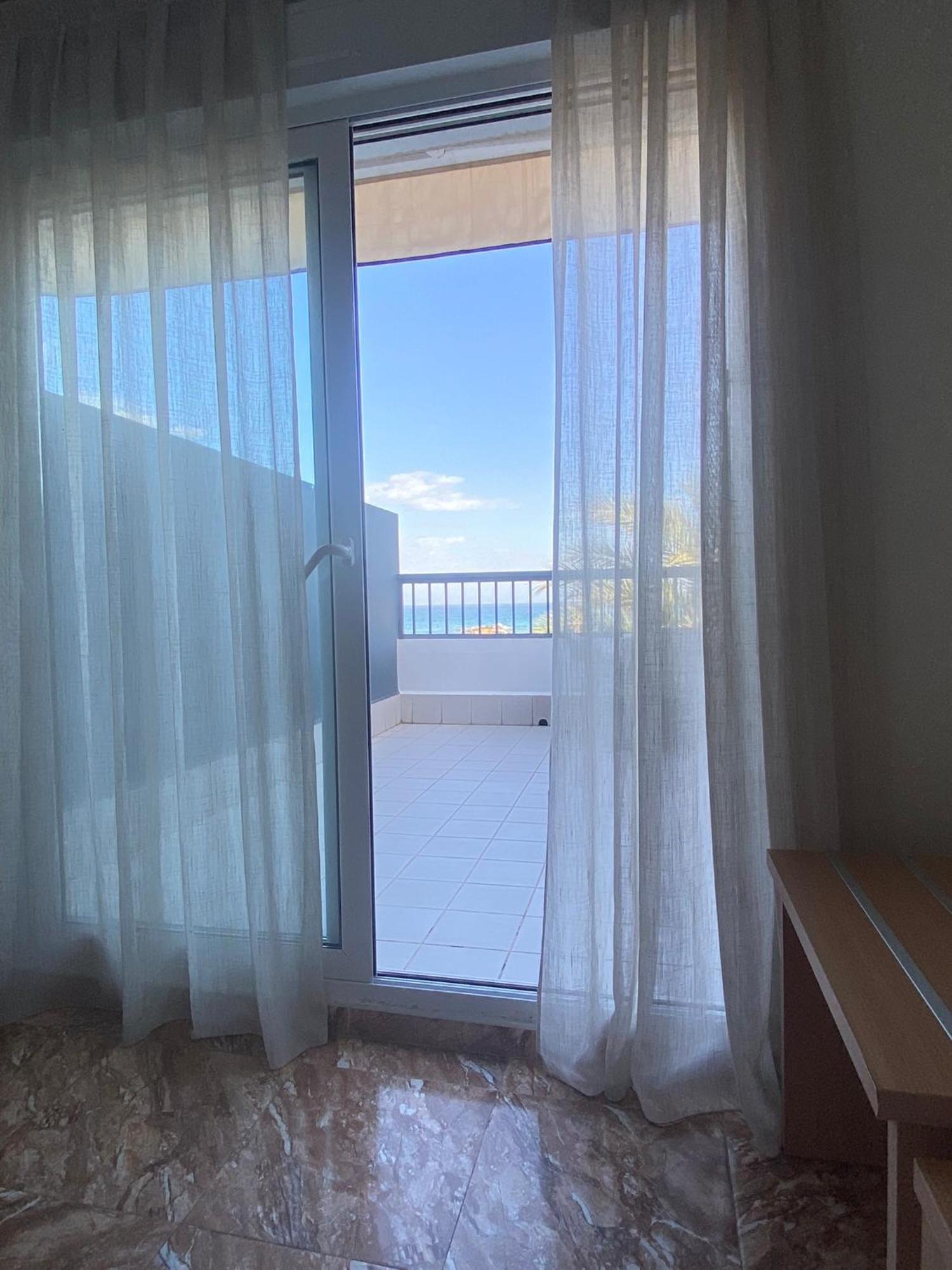 Hotel La Familia El Campello Eksteriør billede